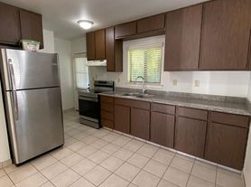 1135 5th St, Monterey, CA