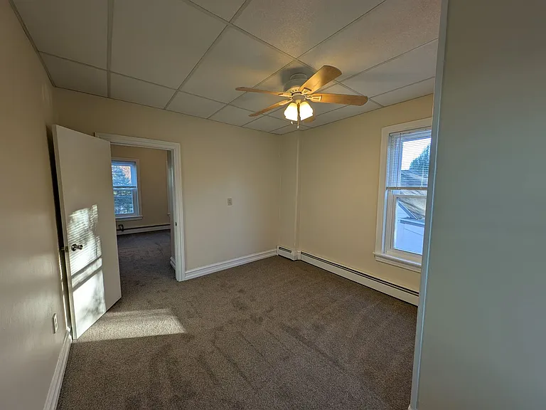 727 Glasgow St — Photo 11