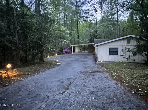 1062 N Ridge Pl, Sevierville, TN 37876