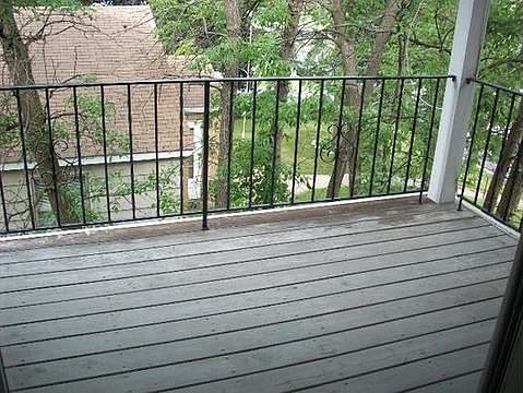 3rd image of 5911 Oxford St APT 10