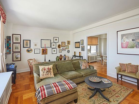 4th image of 50 Plaza St E APT 12C