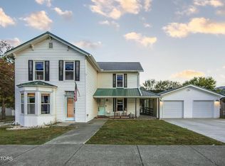 310 W Spring St, Oliver Springs, TN 37840