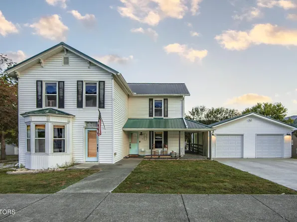 310 W Spring St, Oliver Springs, TN 37840