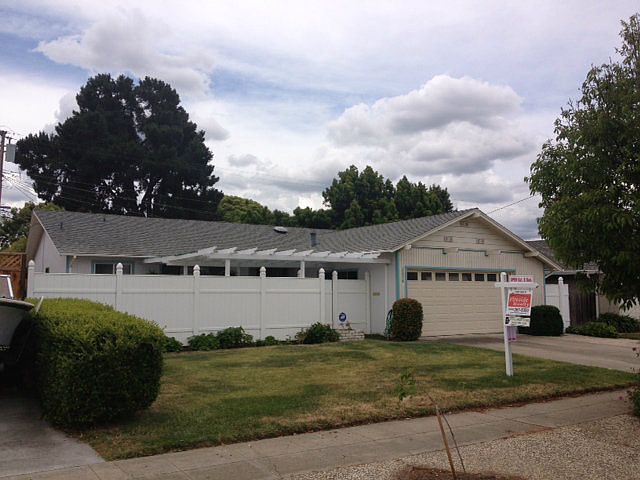 1st image of 2298 Aram Ave
