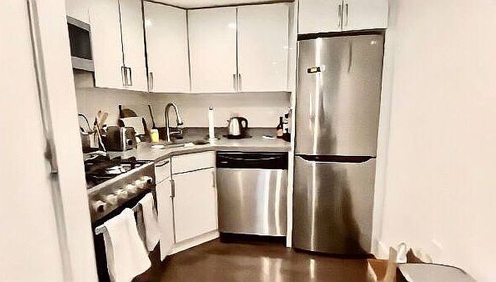 1st image of 155 W 71st St APT 5G