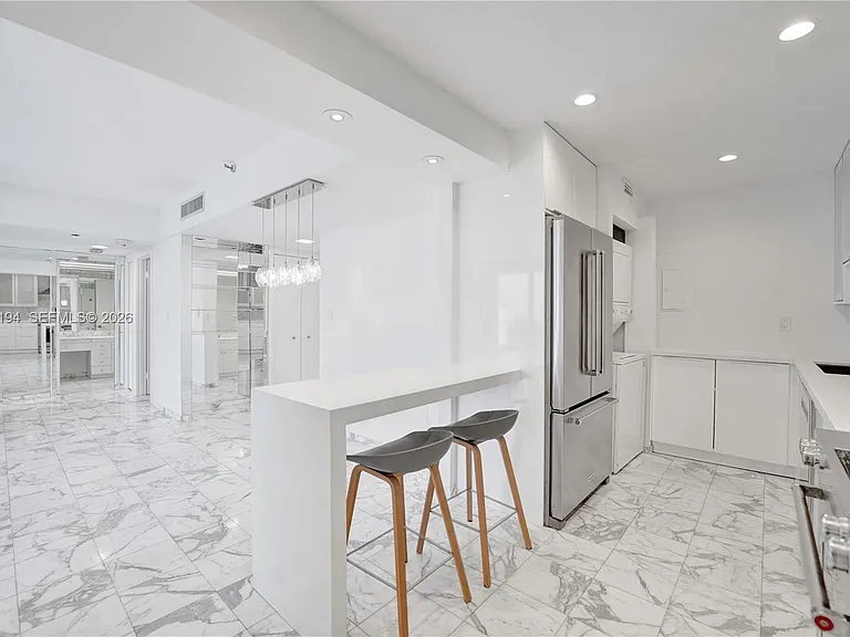 19707 Turnberry Way #16C — Photo 13