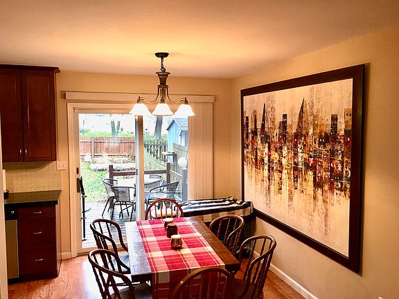 5th image of 857 Greenbriar Ln