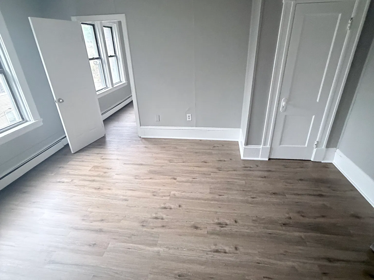 197 S Leonard St — Photo 1
