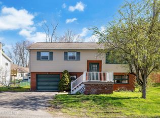2 Georgia Ct, Rensselaer, NY 12144