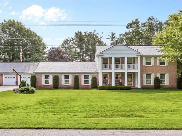 3506 Timberline Dr, North Street, MI 48049