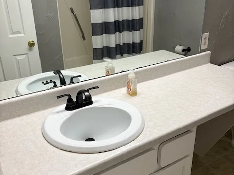 1622 Cedarview Ct — Photo 5