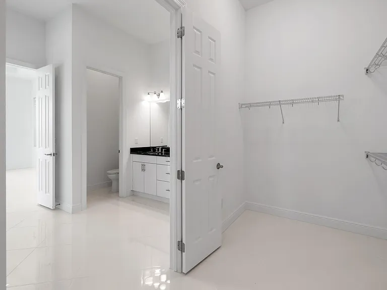 9019 SW Terzi Way — Photo 39