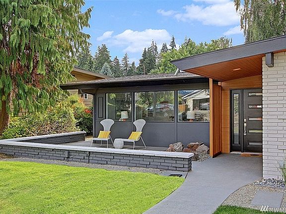 3rd image of 4115 94th Ave SE