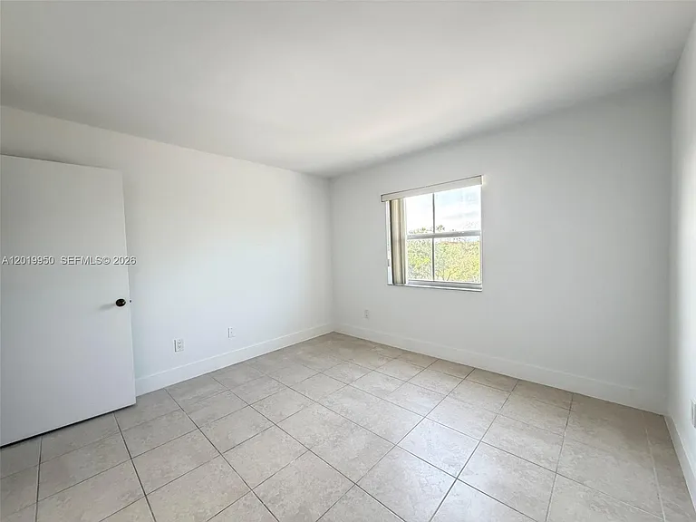 8200 SW 210th St #213 — Photo 9