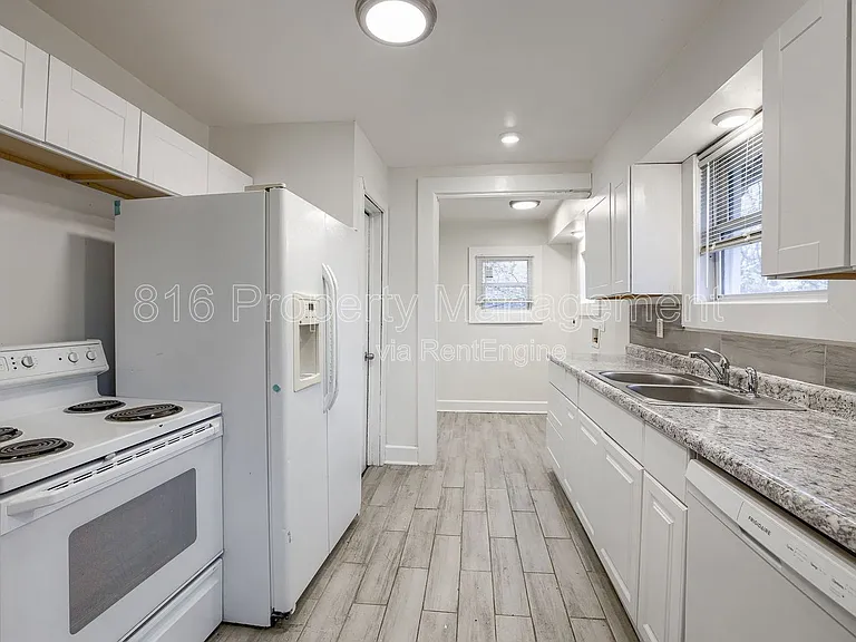 4109 Monroe Ave — Photo 7
