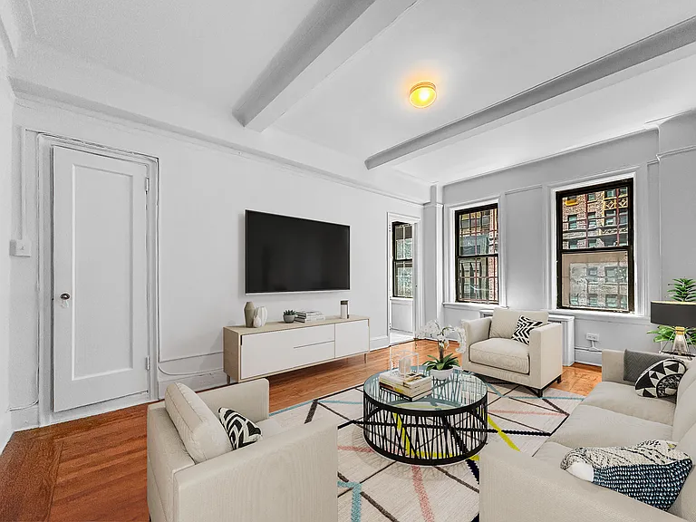 155 E 52nd St #6B — Photo 2