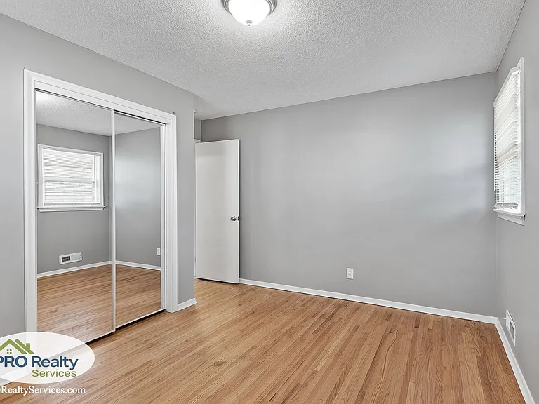 431 Egret Blvd NW — Photo 8