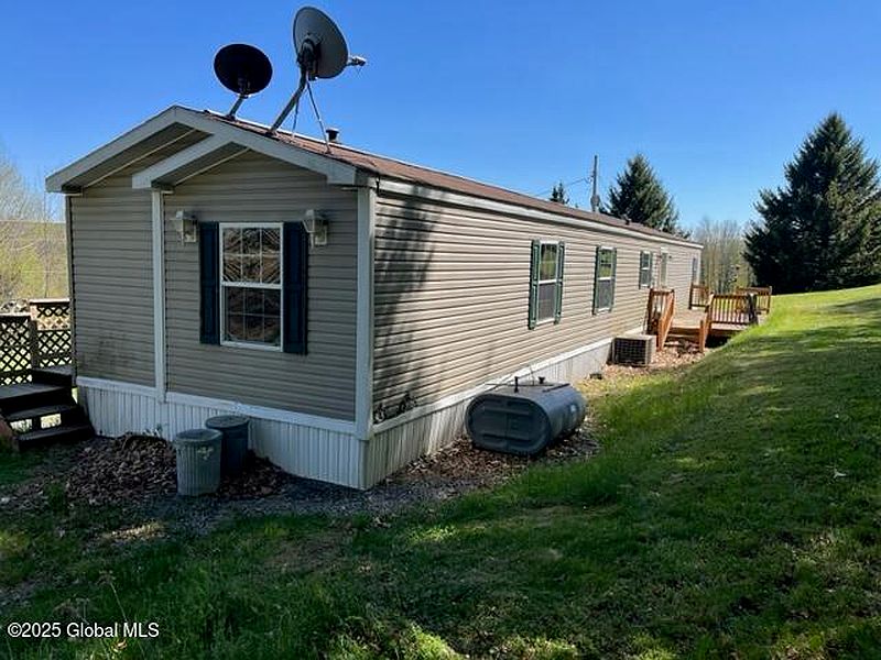 2nd image of 159 Eagle Mountain Road