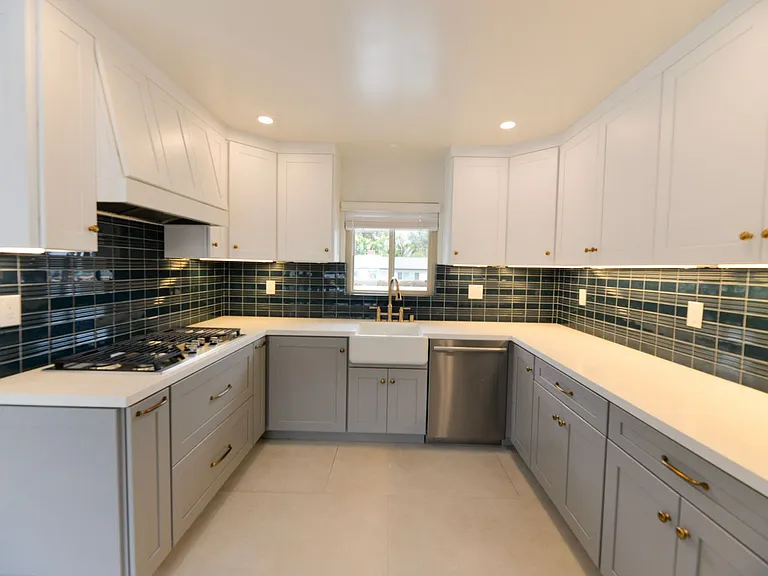 2345 S Ola Vis — Photo 16