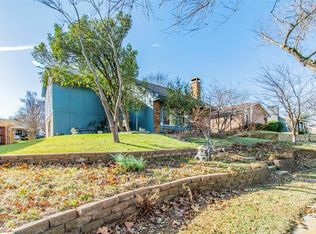 2914 Spring Brook Dr, Garland, TX 75044