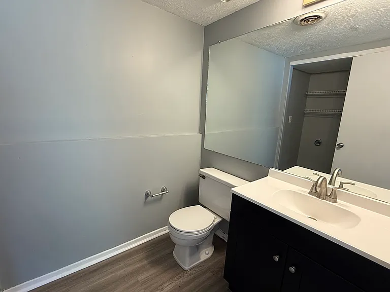 100 Yately Ct — Photo 12