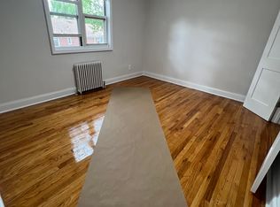 221-07 67th Ave #1A, Oakland Gardens, NY 11364
