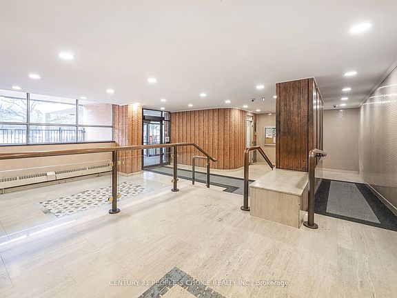 4th image of 40 Panorama Ct #910