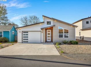201 24th St NE, Long Beach, WA