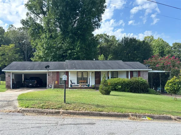 1901 Lynn Dr, Phenix City, AL 36867
