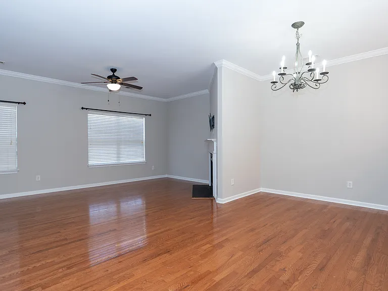 14136 Winford Ln — Photo 12