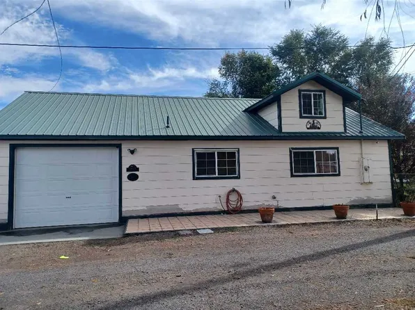563 4th St, Tulelake, CA 96134