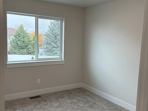 5th image of 822 E Sunnyside Rd APT 5