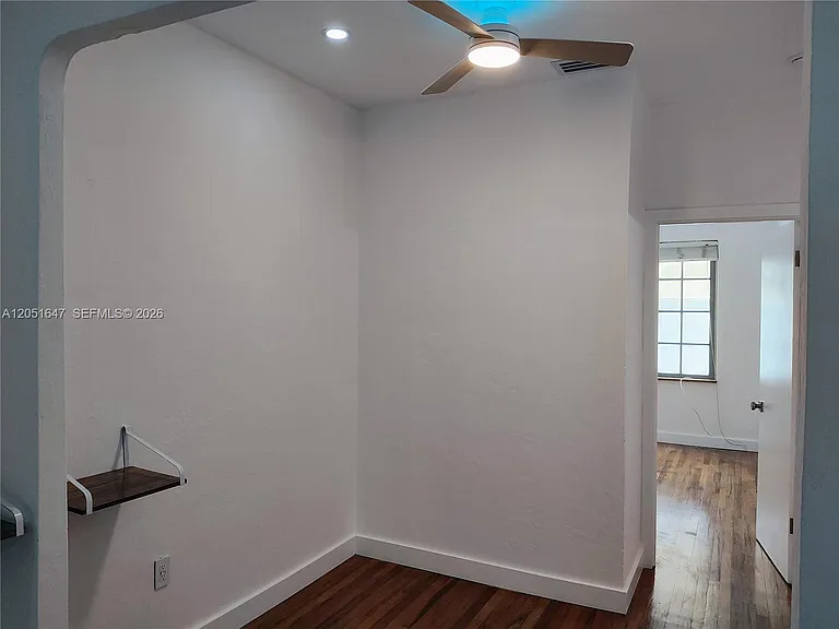 717 Jefferson Ave #6 — Photo 7