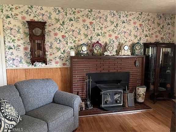 3rd image of 949 Keith Ave