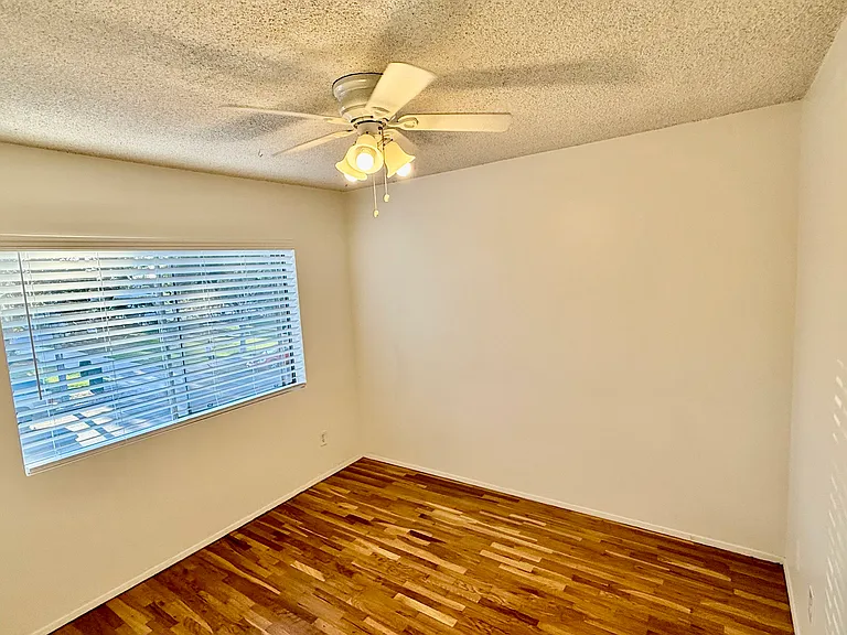 122 Junipero Ave #B — Photo 9