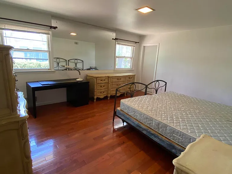 275 Garfield Ave — Photo 11