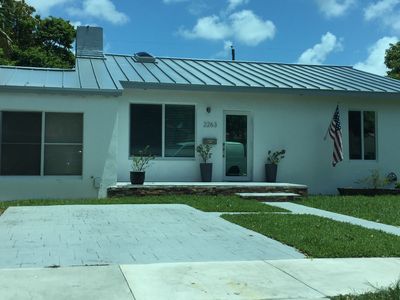 2263 SW 21st St, Miami, FL, 33145