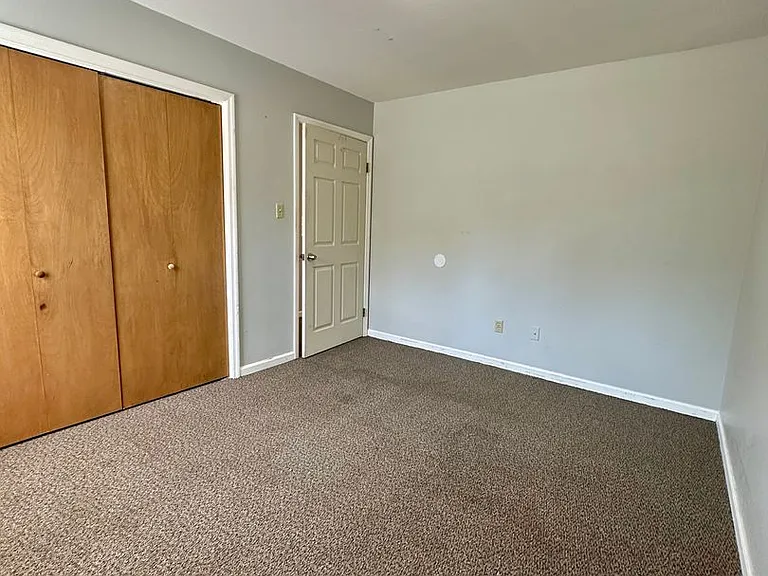 601 Bertig St — Photo 25