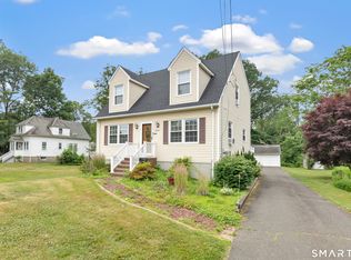 2821 Broadbridge Avenue, Stratford, CT 06614