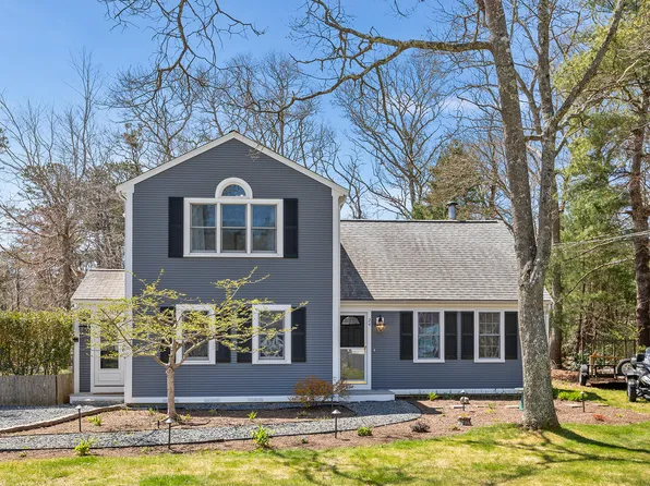 24 Joe-Jay Lane, Forestdale, MA 02644