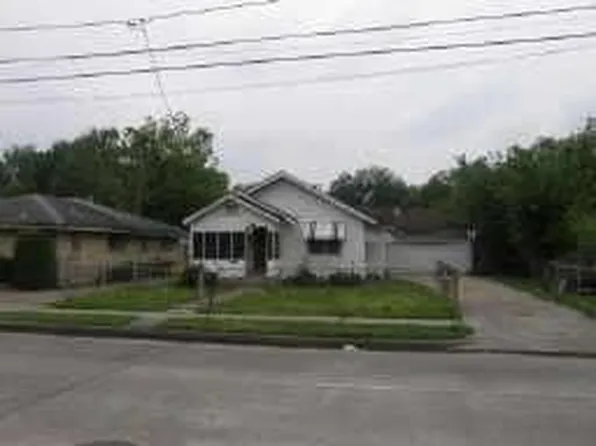 6707 Lockwood Dr, Houston, TX 77028