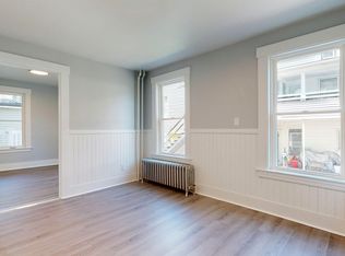 5 Pine St #1, Springvale, ME 04083