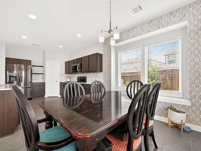 6803 Alamitos Ct — Photo 18