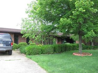 1085 Dutch Ln, Parkersburg, WV 26104
