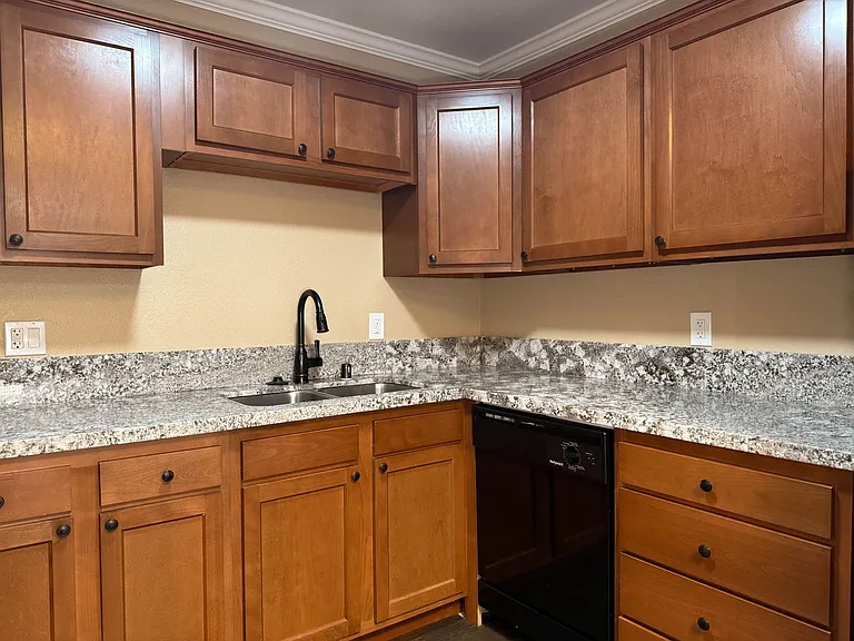 One park Apartments — Photo 41
