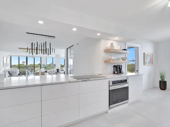 7580 Regency Lake Drive #501, Boca Raton, FL 33433