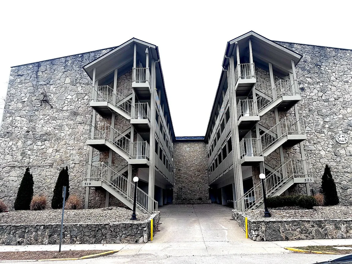 Building Photo - 519 N Lincoln