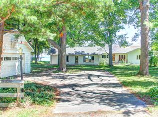 8625 Lakeview Dr, Lexington, MI 48450