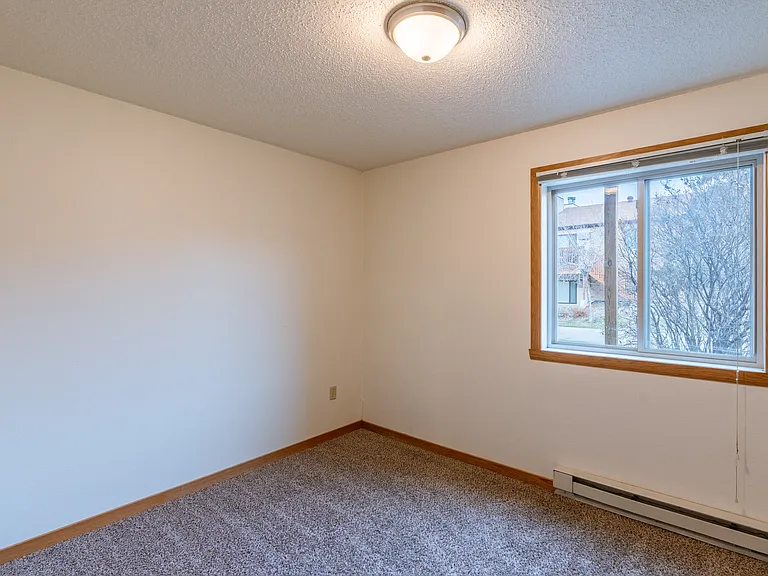 Fargo, ND Galleria 3 Apartments | Bedroom