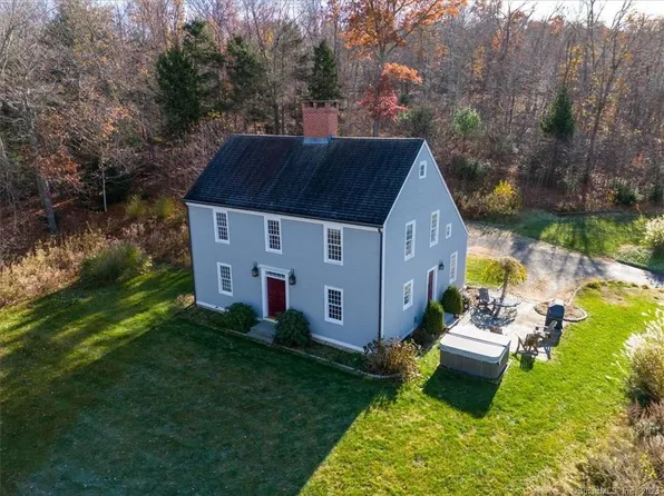 11 Old Turnpike Road, Haddam, CT 06438